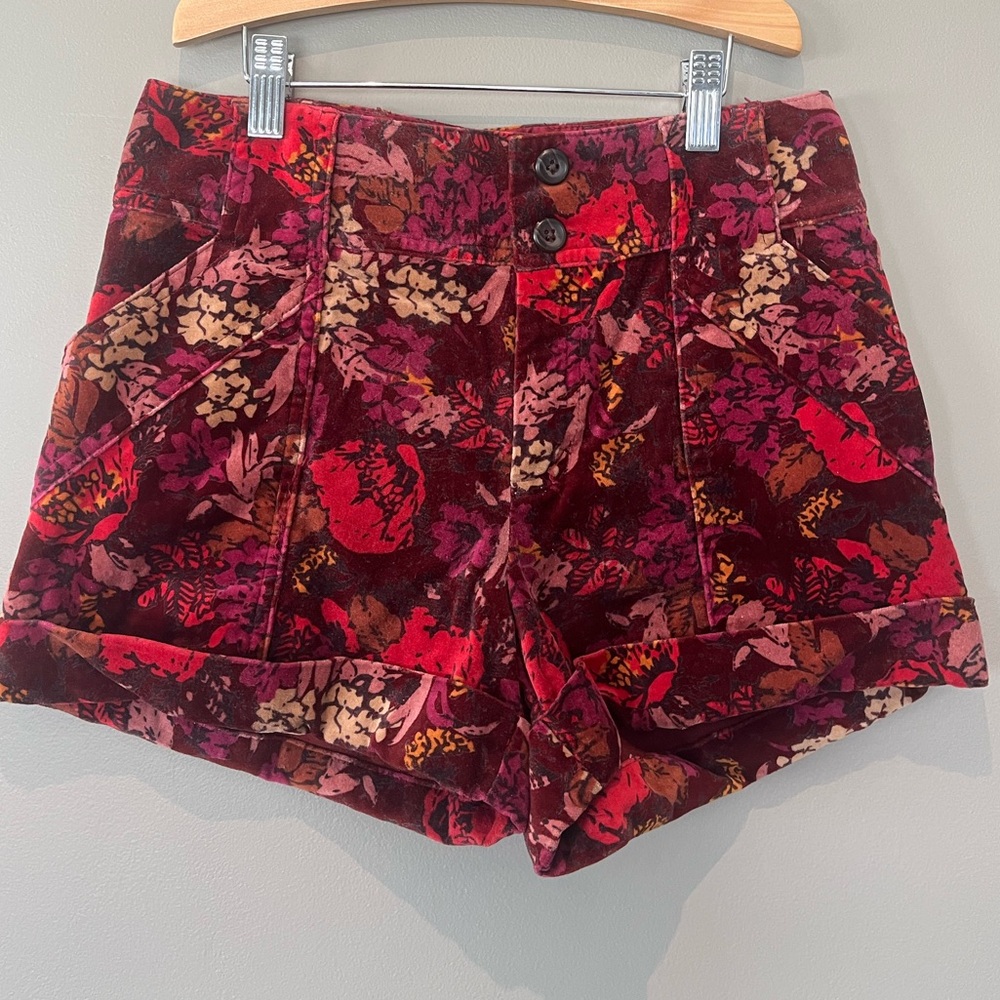 Beautiful magenta floral print velvet shorts by FOSSIL